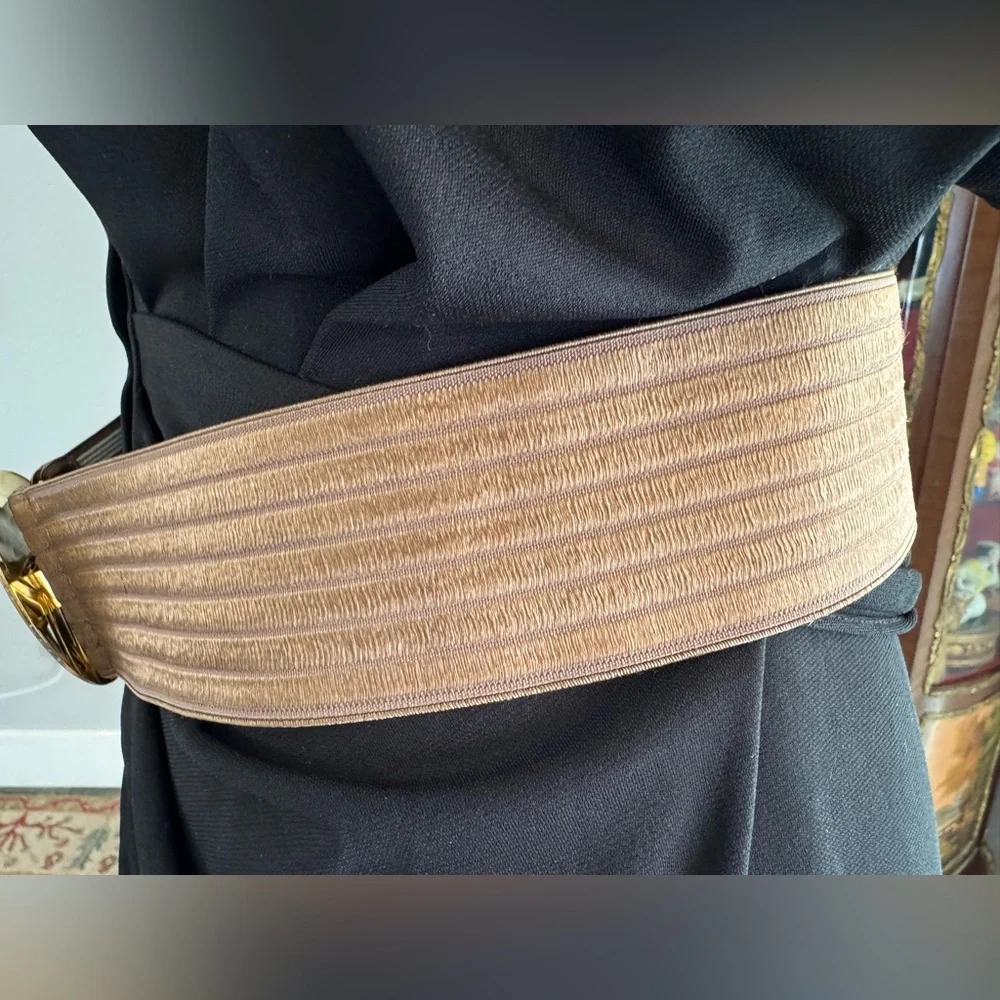 Vintage Charmant Belts Gold - Brown Stretch Belt